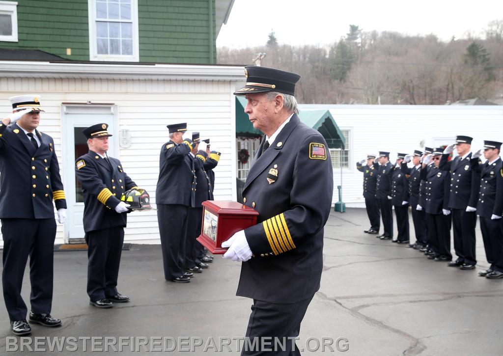 Photo #3
Ex-Chief Ed O"Hara carrying Bunky's urn to Tanker for last time